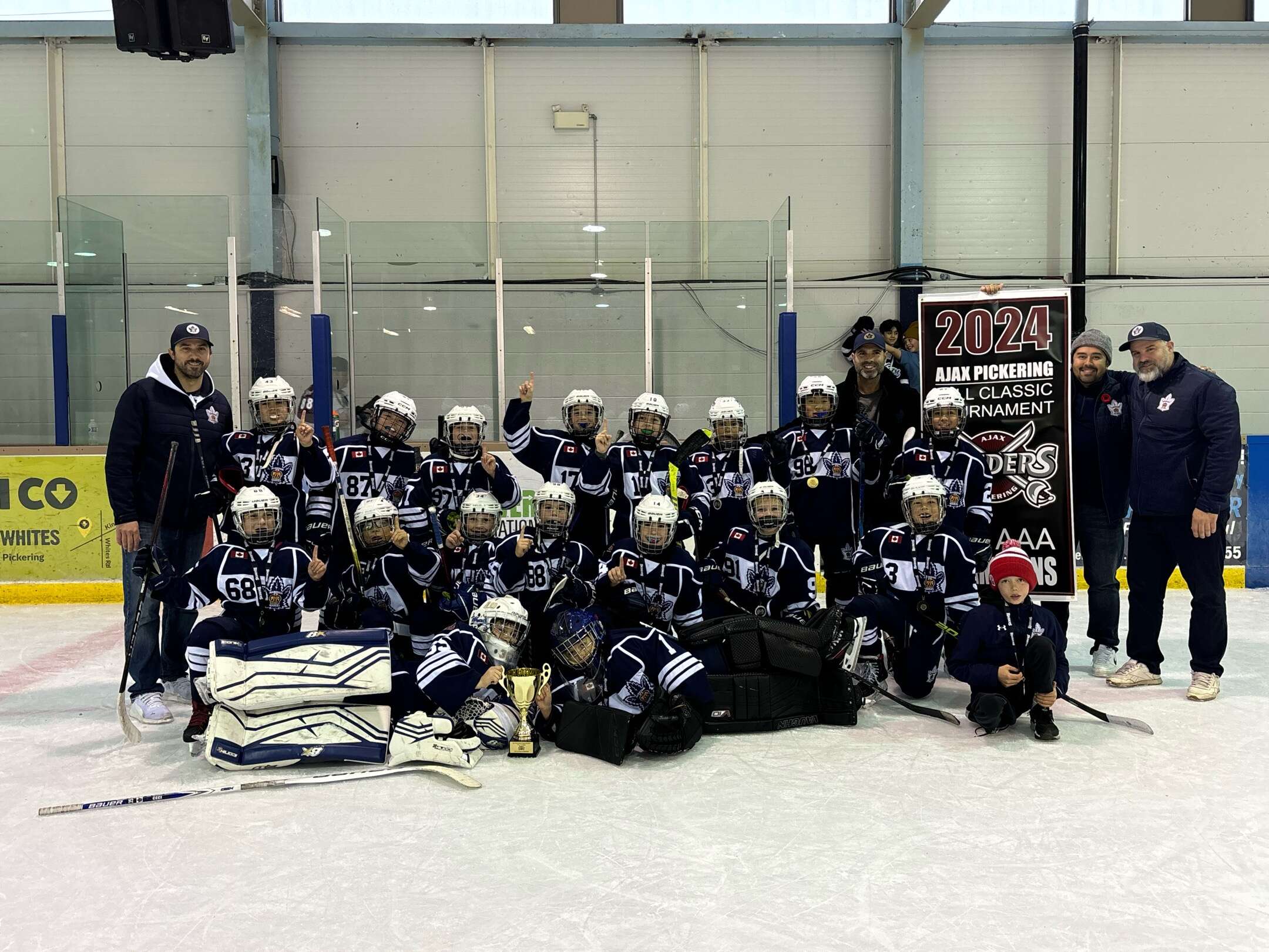 U10_AAA_Ajax_Pickering_Fall_Classic_champs_team_photo.jpeg