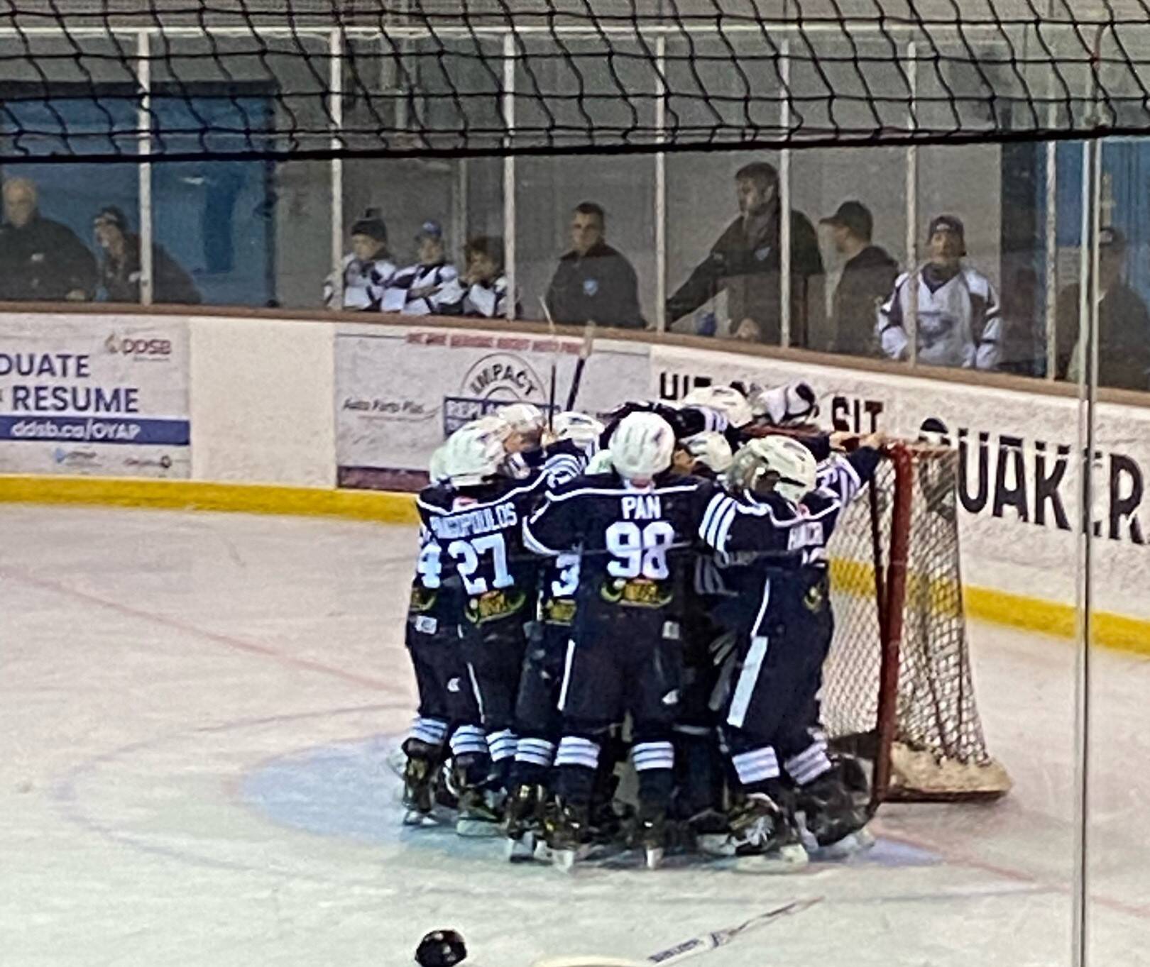 U10_AAA_Ajax_Pickering_Fall_Classic_group_hug.jpeg